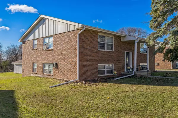 Green Isle, MN 55338,190 Cleveland AVE