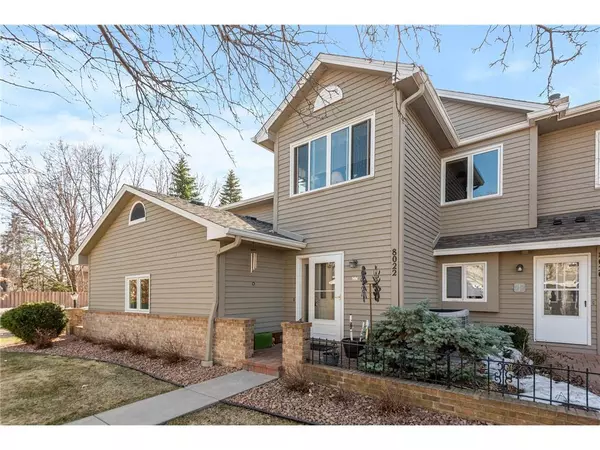 8022 W 111th ST, Bloomington, MN 55438