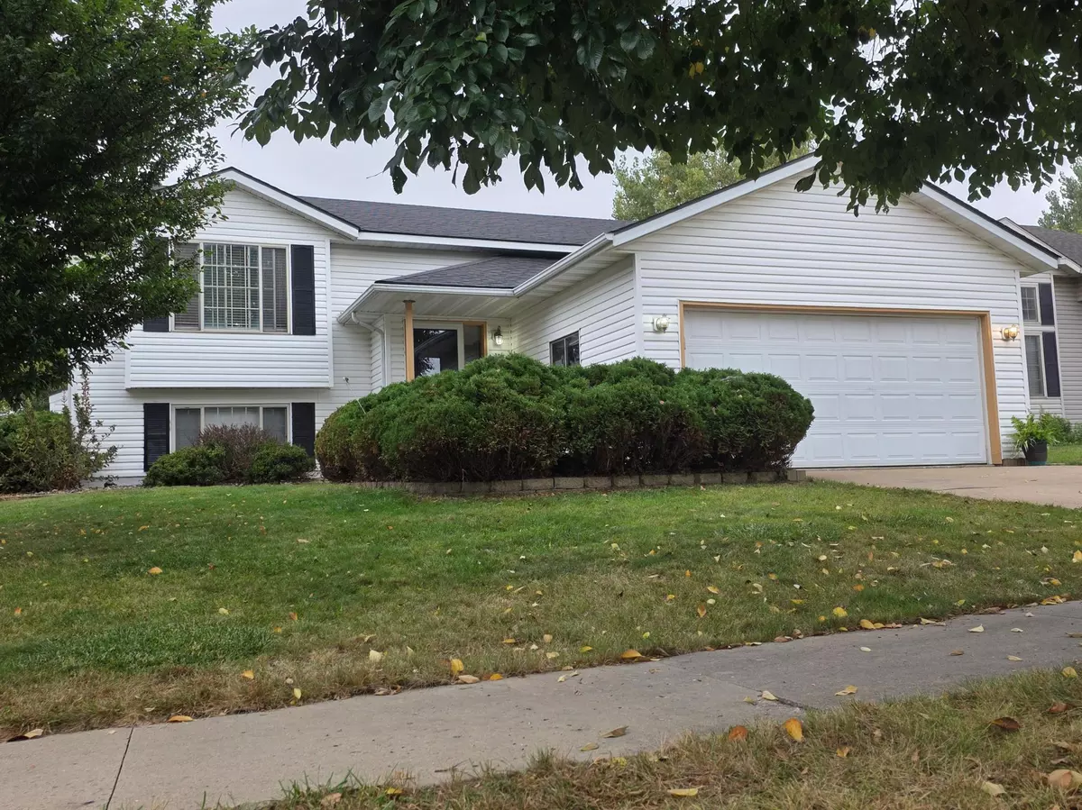 Rochester, MN 55901,5901 Redbud LN NW