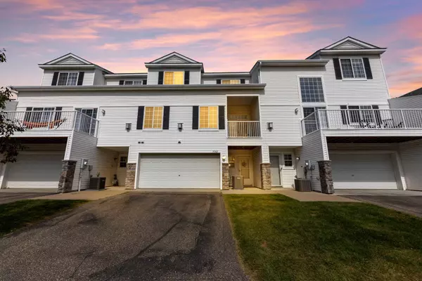 7382 Timber Crest DR S, Cottage Grove, MN 55016