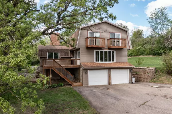 Rochester, MN 55902,809 60th AVE SW