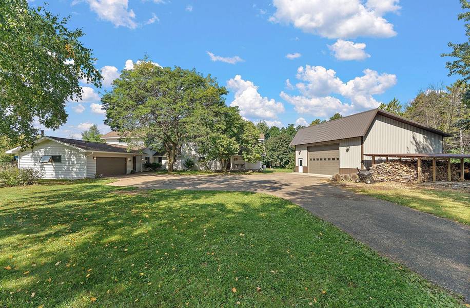 679 Deerwood DR, Hudson, WI 54016
