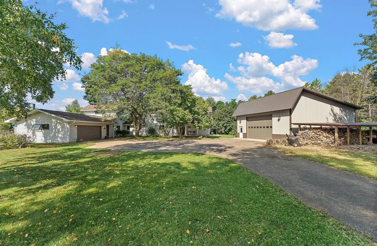 Hudson, WI 54016,679 Deerwood DR