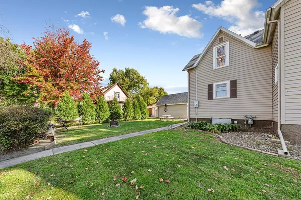 Faribault, MN 55021,604 2nd ST NE