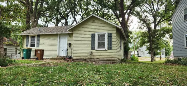 525 Triangle DR, Albert Lea, MN 56007