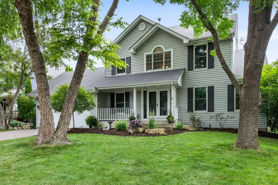 16344 Millford DR, Eden Prairie, MN 55347