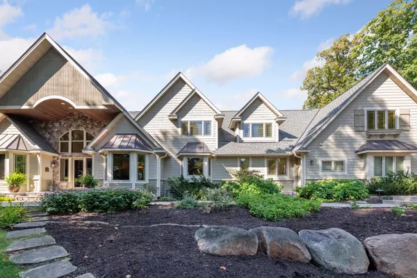 Excelsior, MN 55331,4694 Baycliffe DR