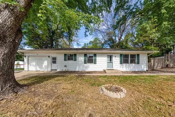 Faribault, MN 55021,118 13th ST NW