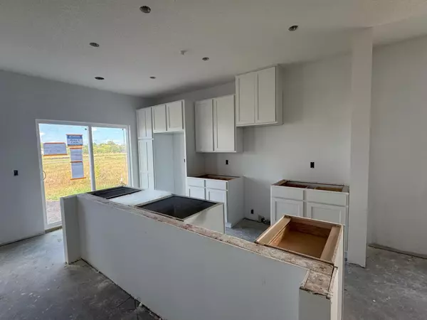 Shakopee, MN 55379,2187 Tyrone DR