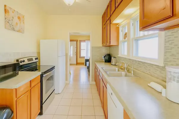 Waseca, MN 56093,414 8th ST SE