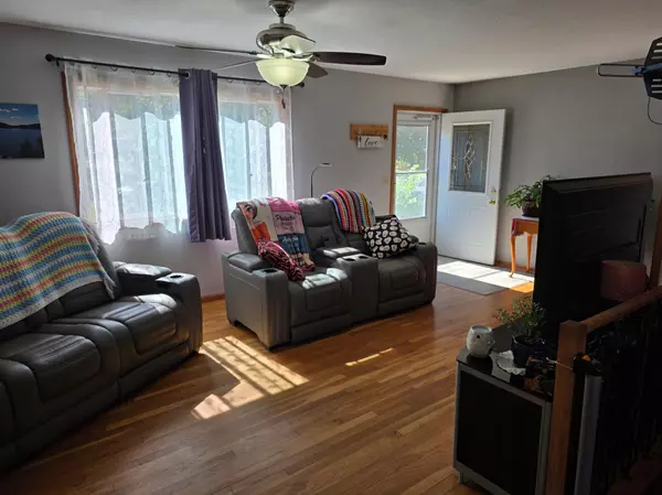 Blaine, MN 55449,1653 123rd AVE NE