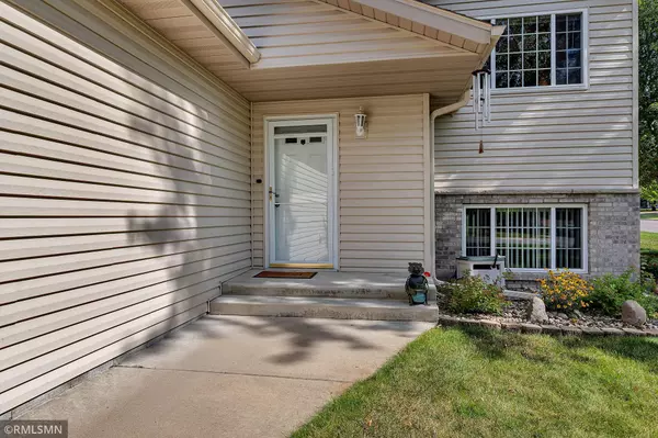 Sartell, MN 56377,900 4th AVE E
