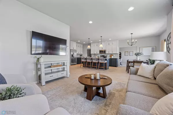 Fargo, ND 58104,6844 14th ST S