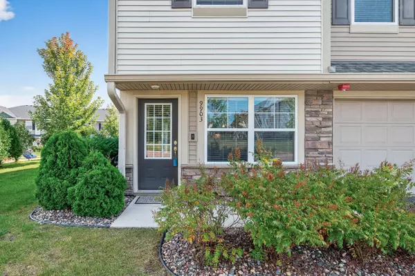 Lake Elmo, MN 55042,9903 5th Street LN N