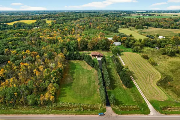 North Branch Twp, MN 55056,31894 Cedar Crest TRL NE