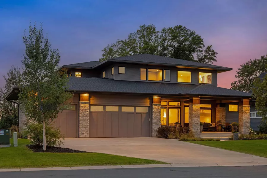 1820 Annika DR N, Lake Elmo, MN 55042