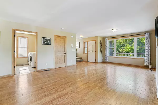 Saint Paul, MN 55106,1661 Bush AVE