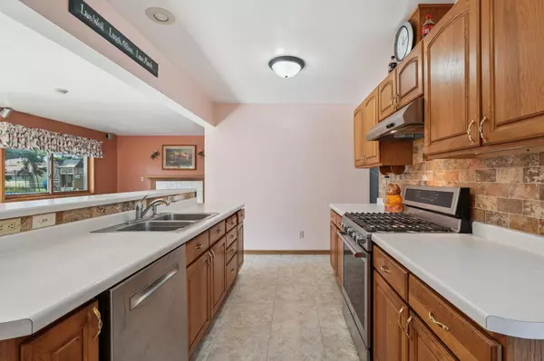 White Bear Lake, MN 55110,2244 Roth PL