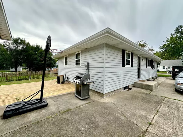 Marshall, MN 56258,309 Lawrence ST