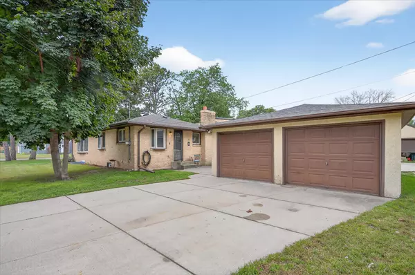 Crystal, MN 55429,5300 Fairview AVE N