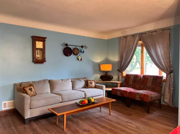 3833 Zane AVE N, Crystal, MN 55422