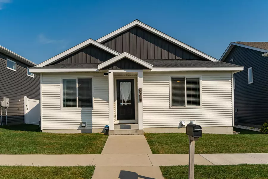 6019 51st ST NW, Rochester, MN 55901