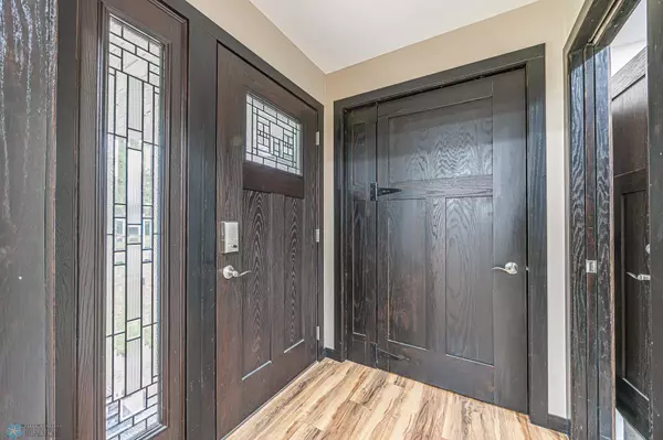 Hillsboro, ND 58045,322 4th Ave SE