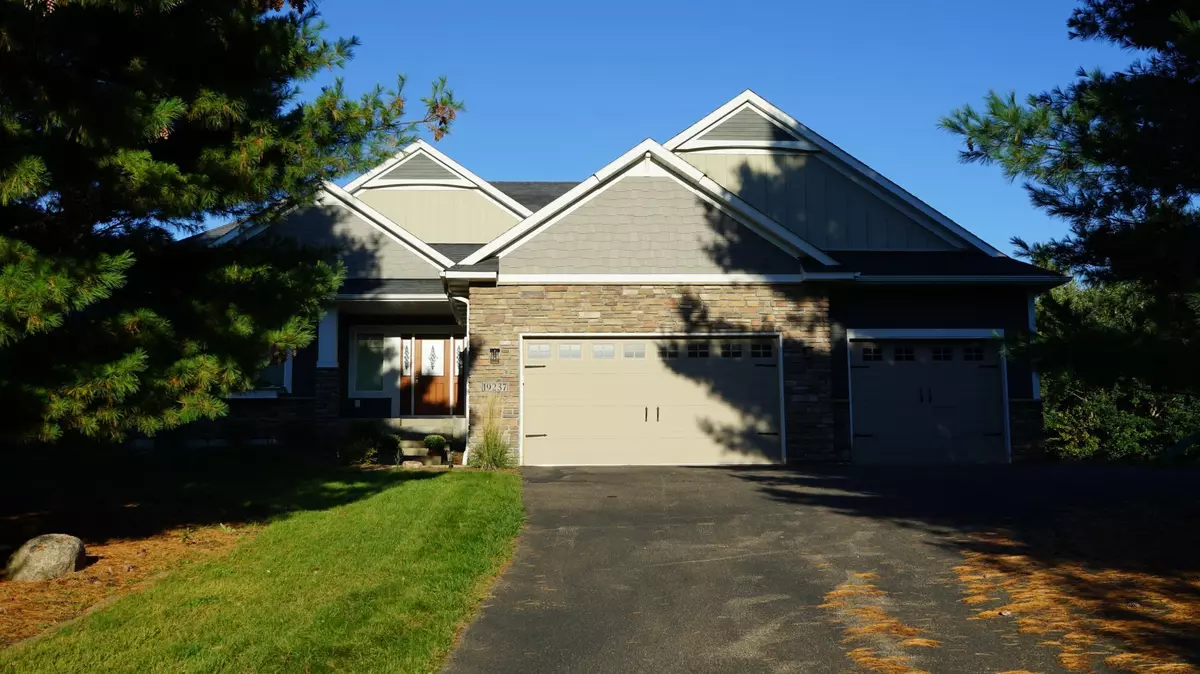 Scandia, MN 55047,19237 Meadowridge LN N