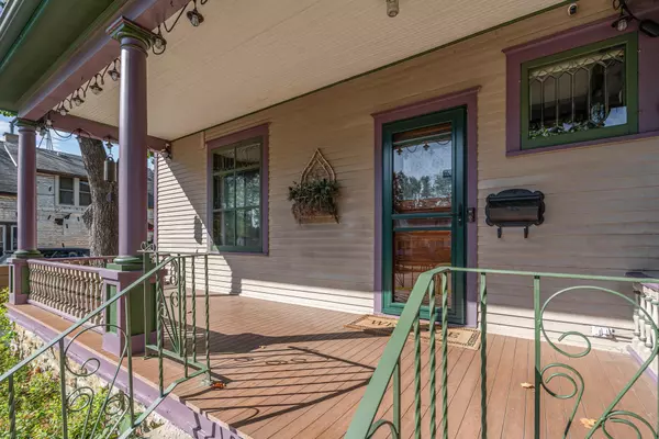 Faribault, MN 55021,616 7th ST NW