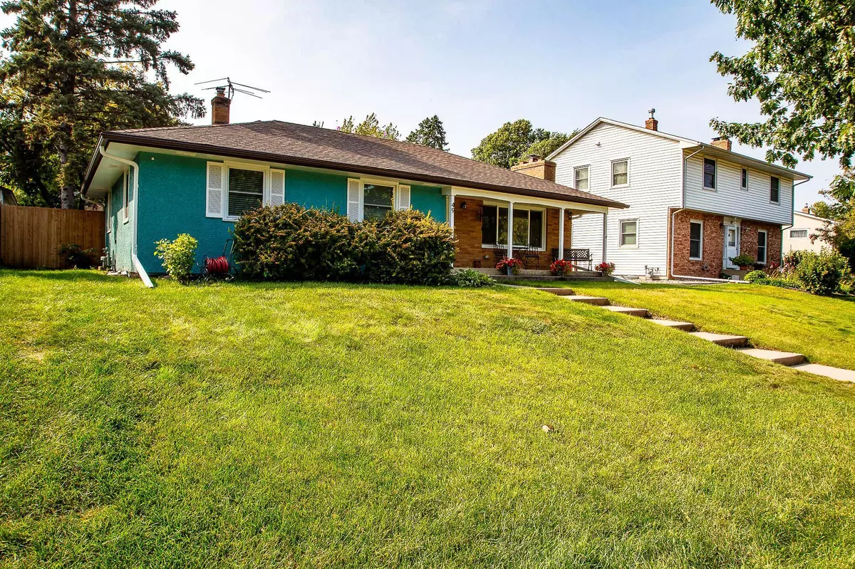 Saint Paul, MN 55119,49 Battle Creek PL