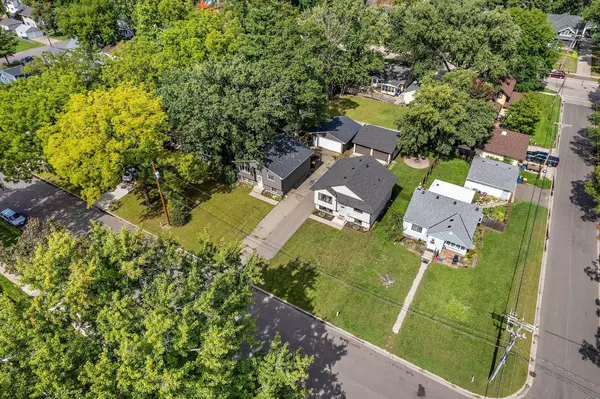 White Bear Lake, MN 55110,1917 Webber ST