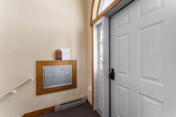 Cambridge, MN 55008,222 Birch ST N