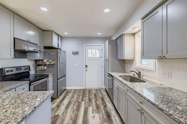 Brooklyn Center, MN 55430,2619 65th AVE N