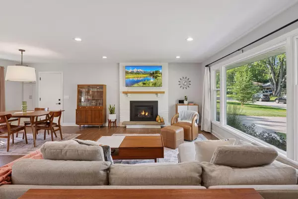 Edina, MN 55424,6117 Ryan AVE
