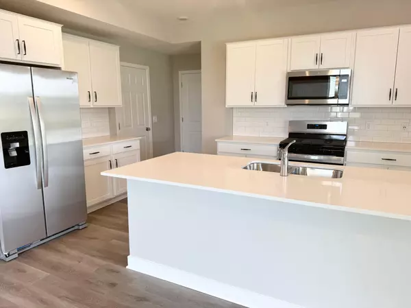 Delano, MN 55328,939 Redfield CIR