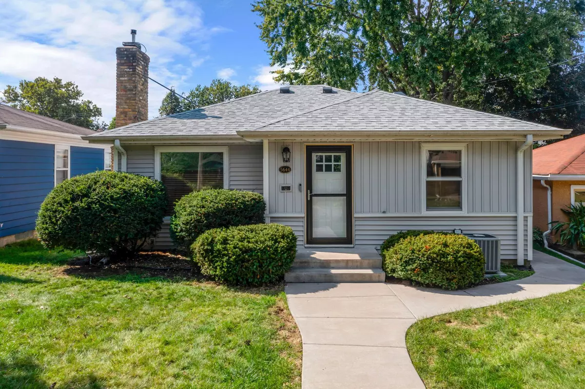 Minneapolis, MN 55417,5644 19th AVE S