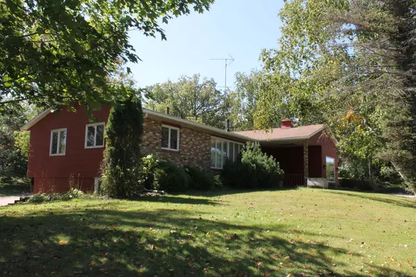 41974 County Highway 38 HWY, Clitherall, MN 56524