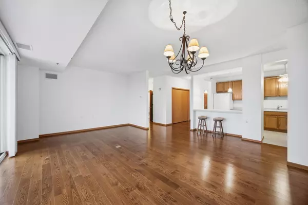 Richfield, MN 55423,6600 Lyndale AVE S #806