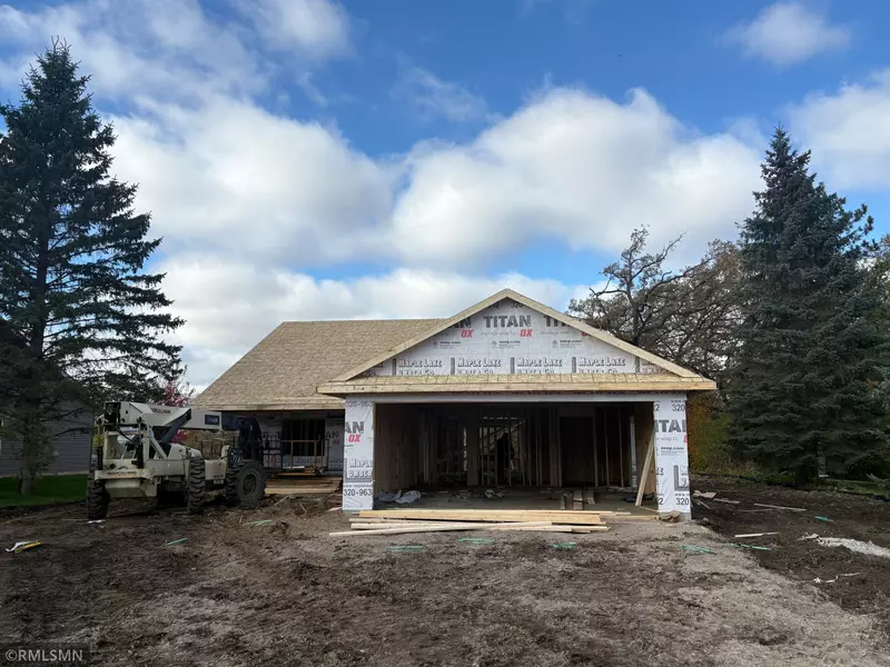 810 Morrison AVE, Annandale, MN 55302