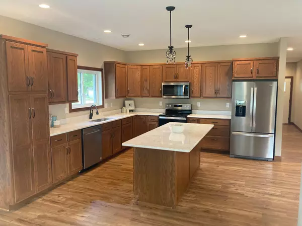 Mazeppa, MN 55956,347 5th AVE NE