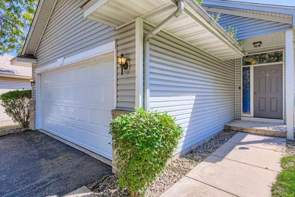 Wyoming, MN 55092,25659 Forest Boulevard CT