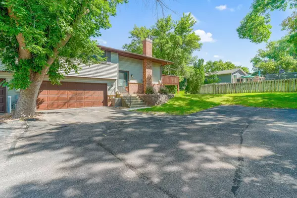 Bloomington, MN 55438,10707 Yukon AVE S