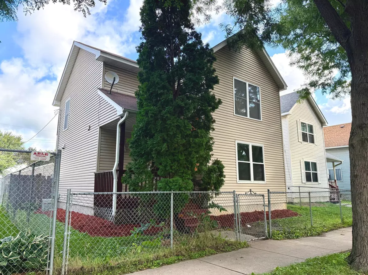 Saint Paul, MN 55103,465 Edmund AVE