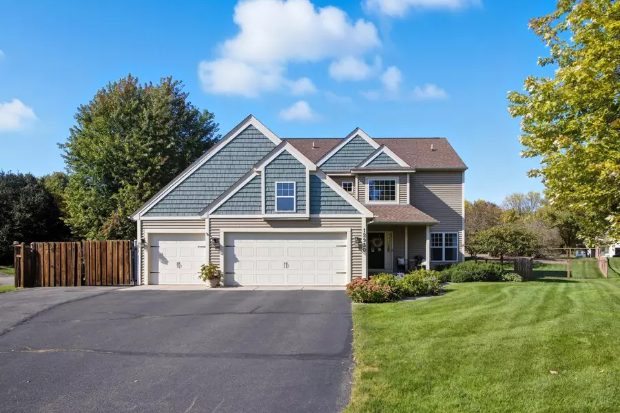 12930 44th Place CIR NE, Saint Michael, MN 55376
