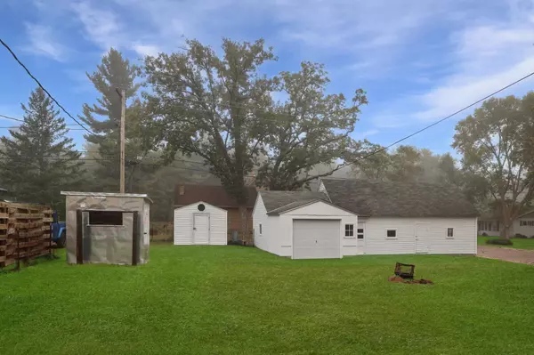 Little Falls, MN 56345,1202 1st AVE SW