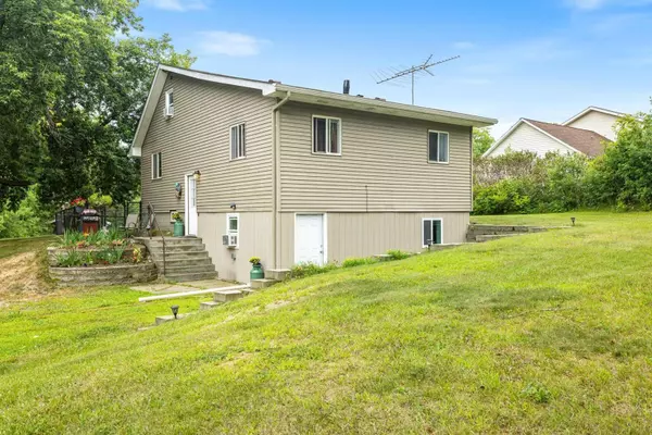 Grand Rapids, MN 55744,2098 Isleview RD