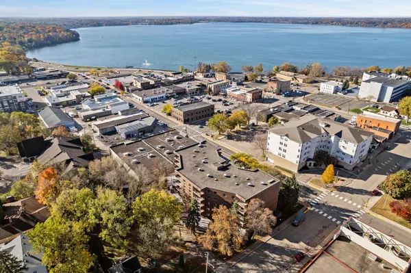 Buffalo, MN 55313,110 1st AVE NE #402