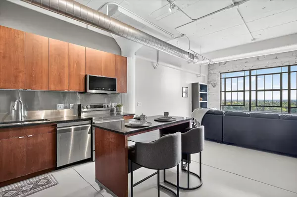 Minneapolis, MN 55407,2929 Chicago AVE #1120