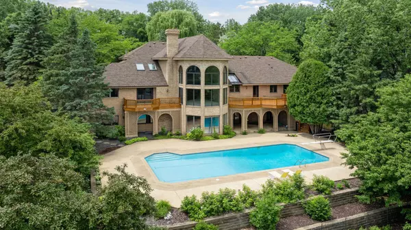 Eden Prairie, MN 55344,6541 Beach RD