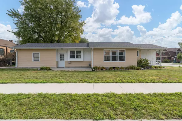 544 Page AVE, North Mankato, MN 56003